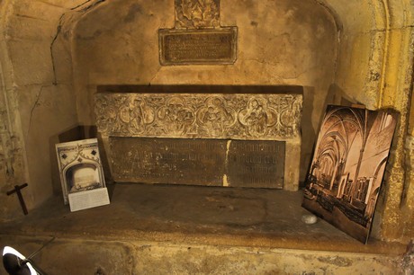 kathedrale-saint-sauveur