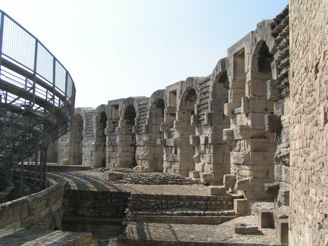 arles-amphitheater