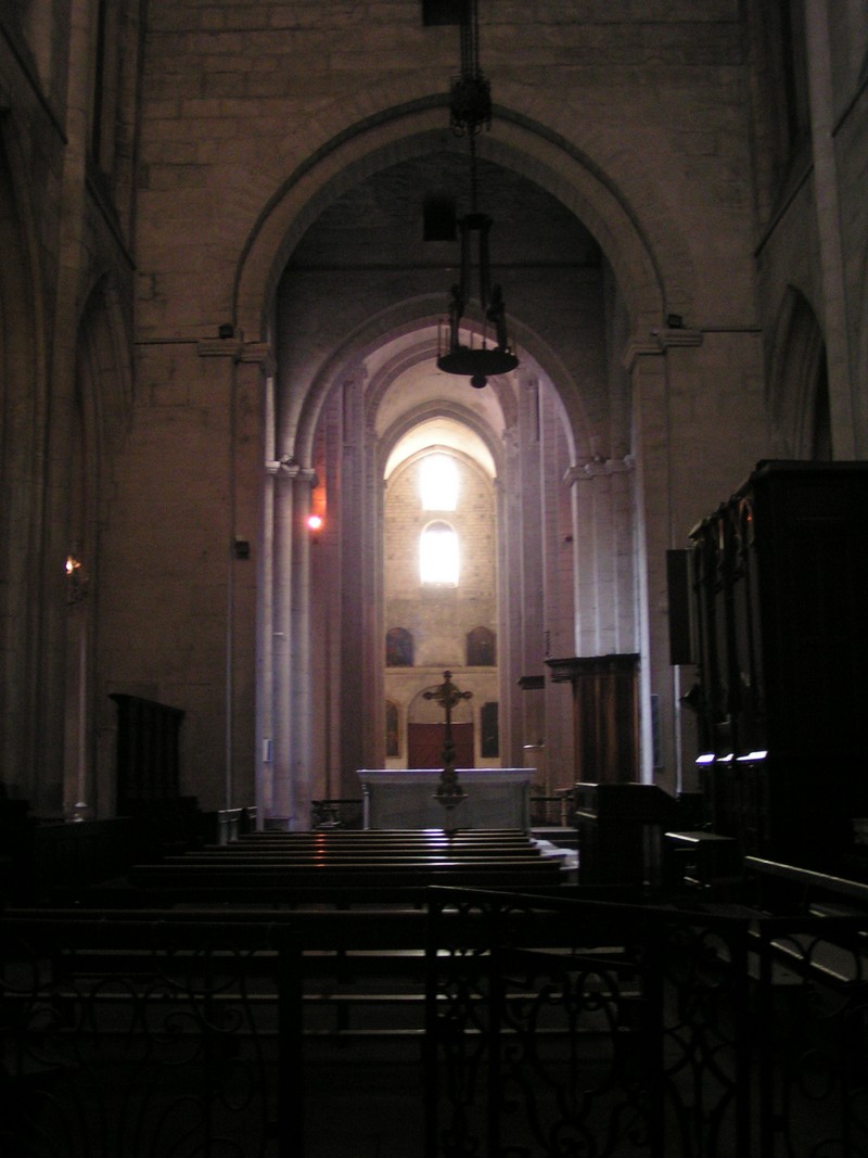 arles-saint-trophime