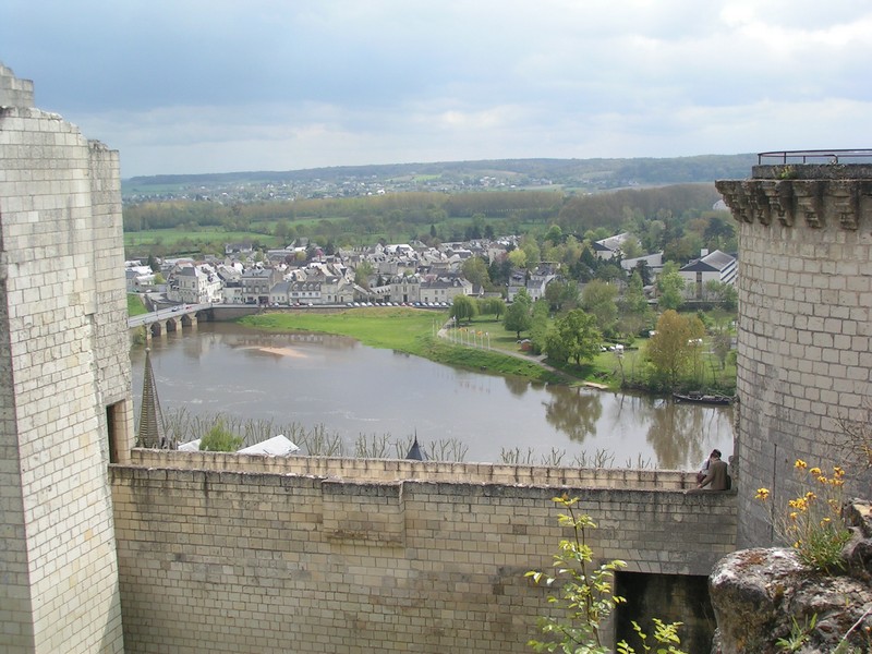 chinon