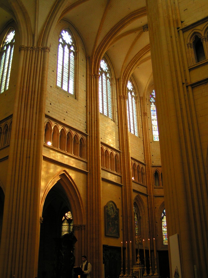 dijon-cathedrale-benigne