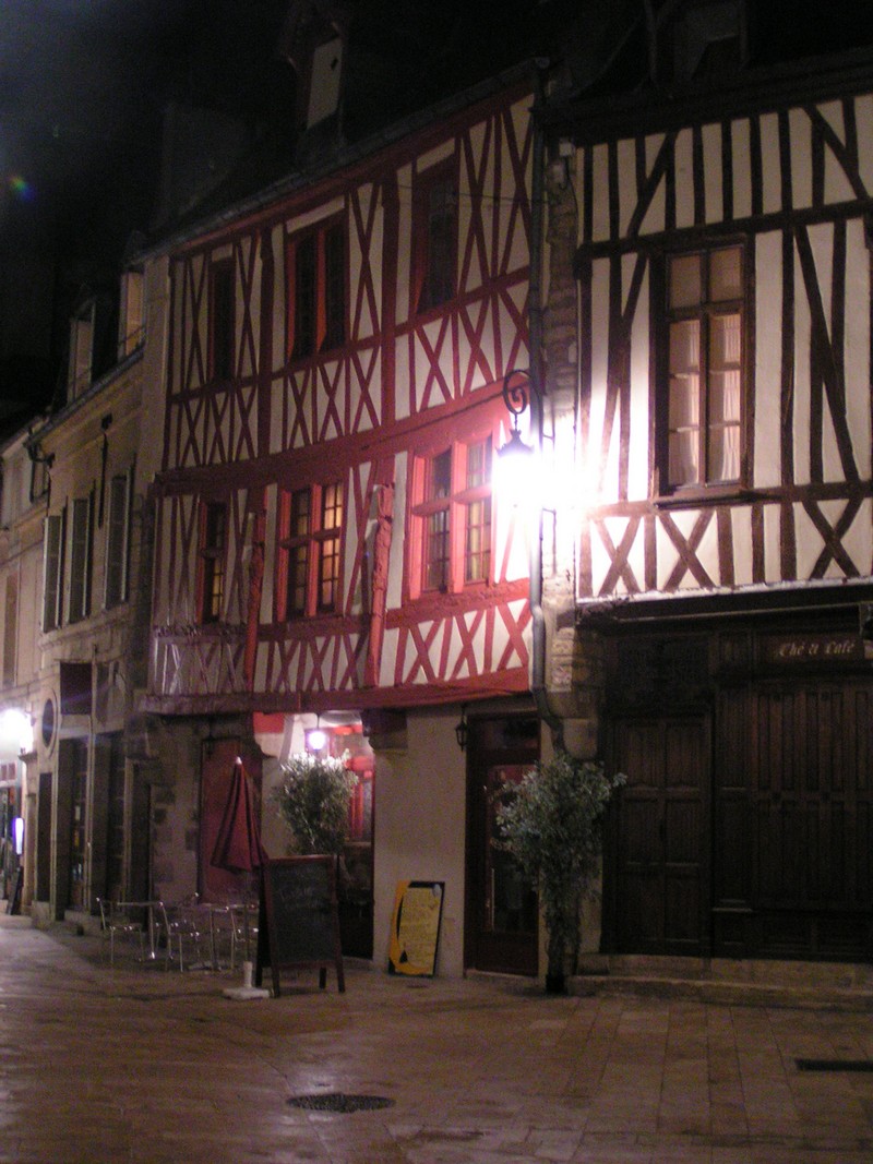 dijon-nacht