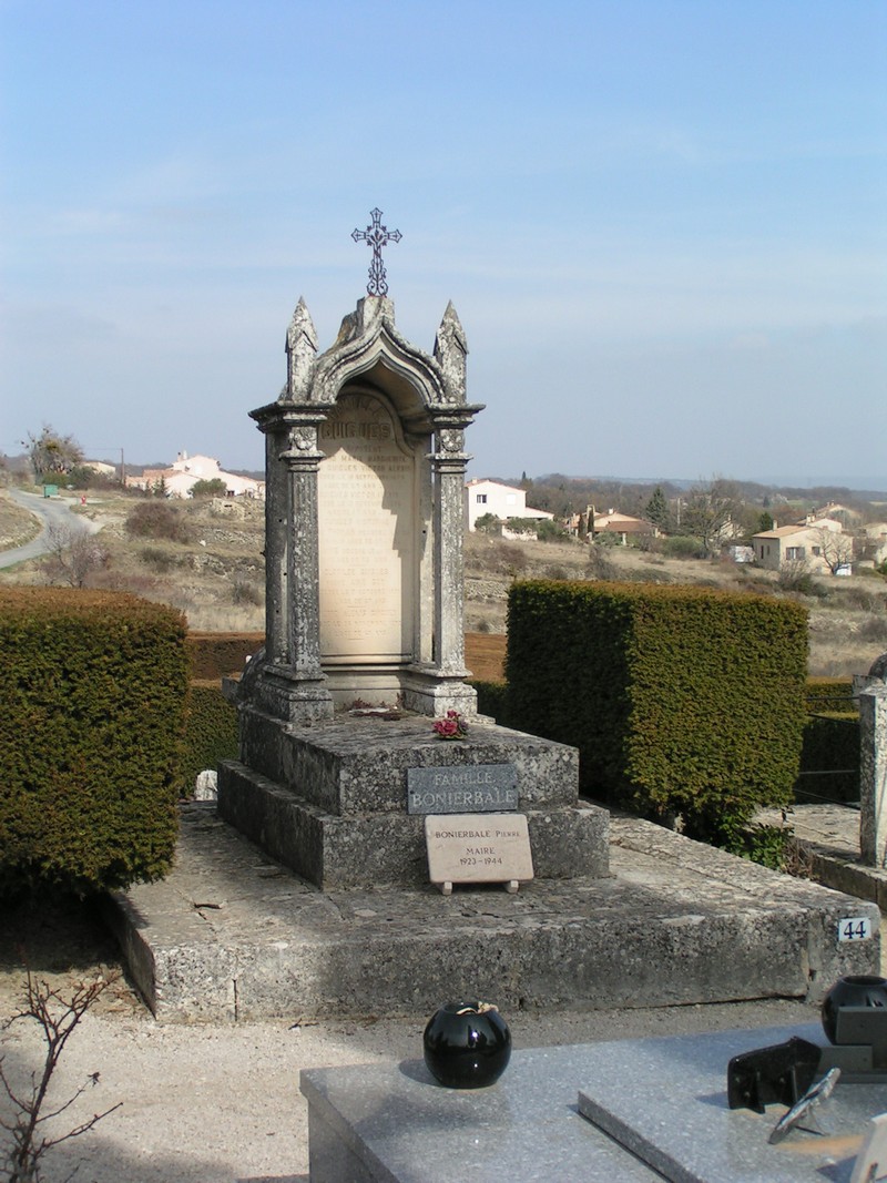 forcalquier-friedhof