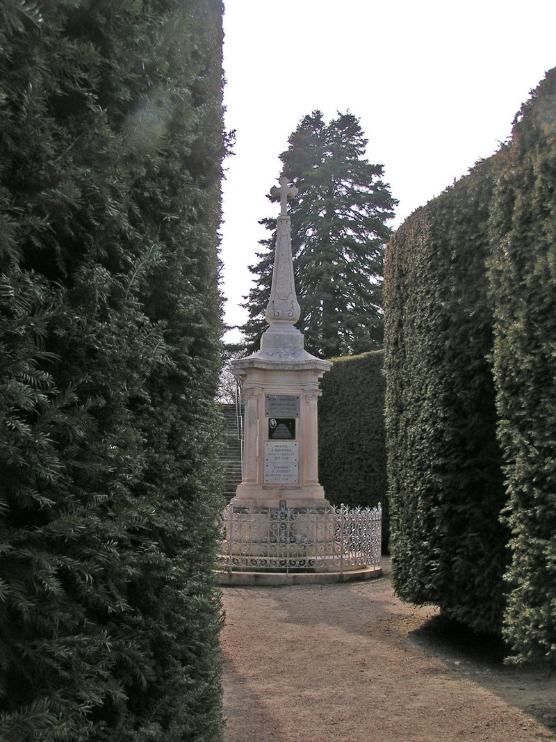 forcalquier-friedhof