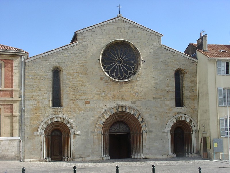 hyeres-kirche