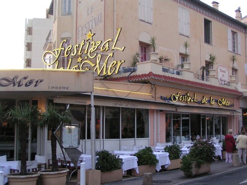 juan-les-pins-nacht