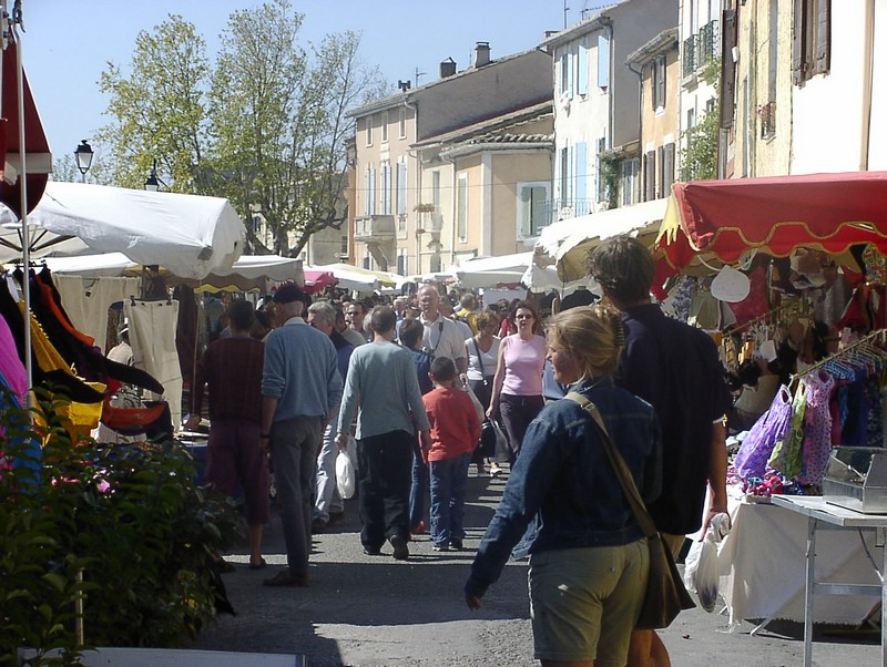 l-lsle-sur-la-sorgue-markt