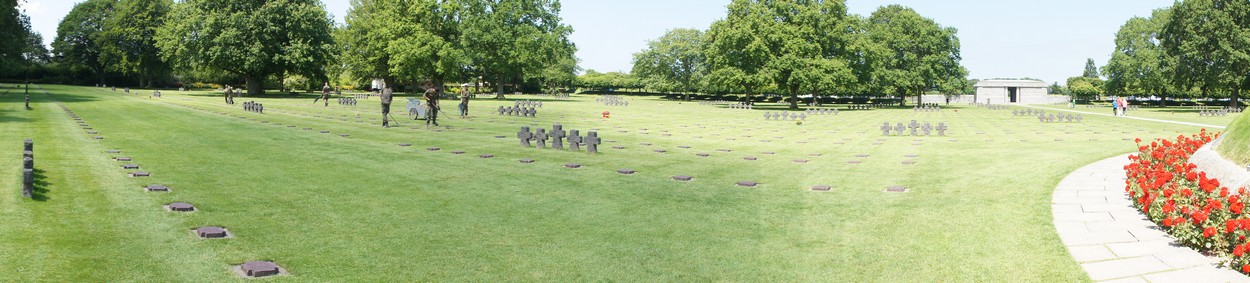 La Cambe - Deutscher Soldatenfriedhof 