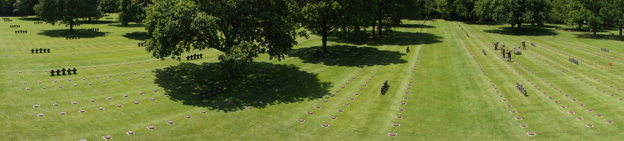 La Cambe - Deutscher Soldatenfriedhof 