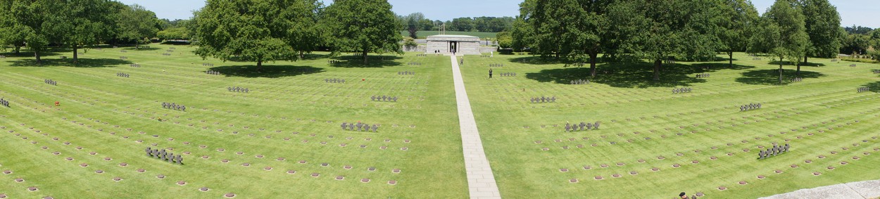 La Cambe - Deutscher Soldatenfriedhof 