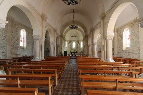 lege-cap-ferret-kirche