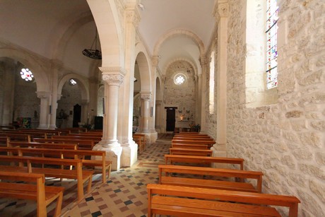 lege-cap-ferret-kirche