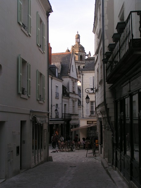 loches