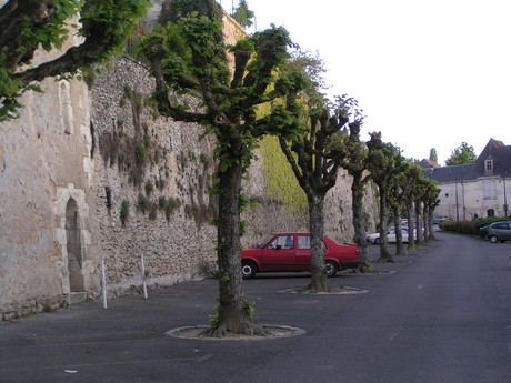 loches