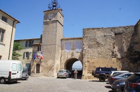 menerbes