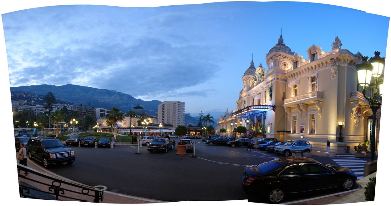 Monaco bei Nacht