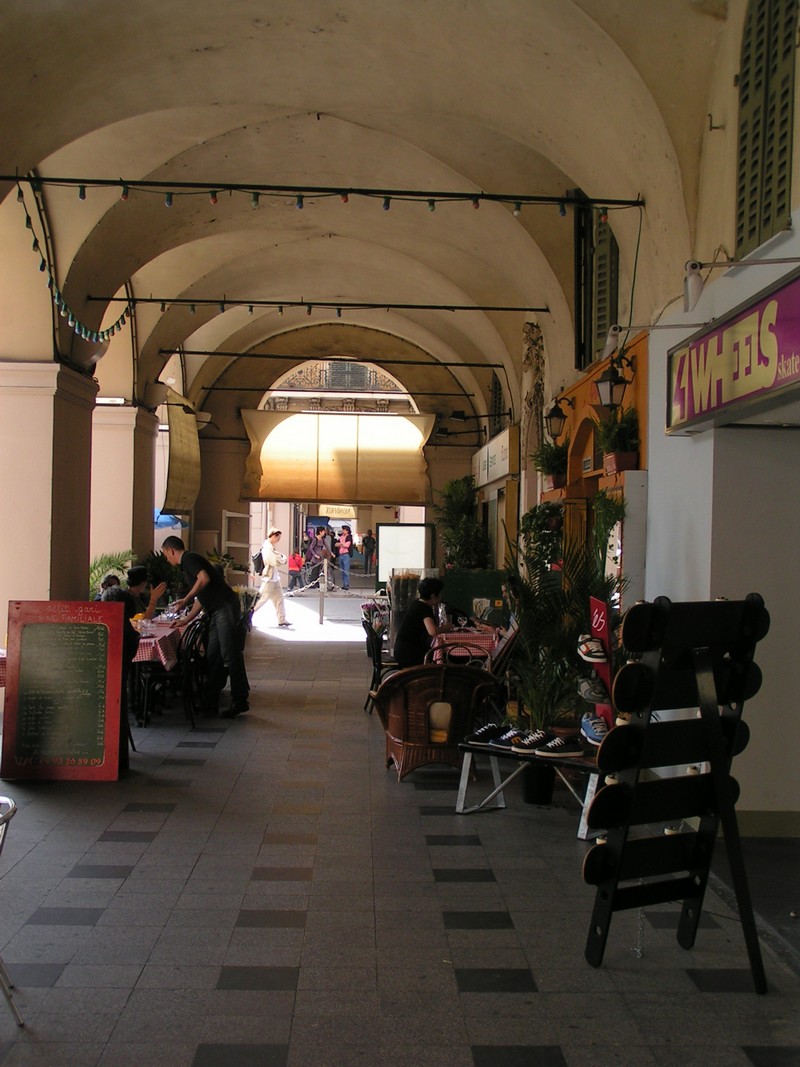 nizza-place-garibaldi