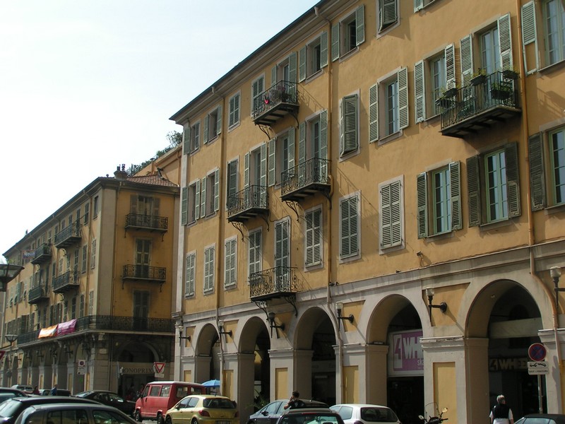 nizza-place-garibaldi