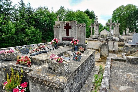 oradour-sur-glane-friedhof