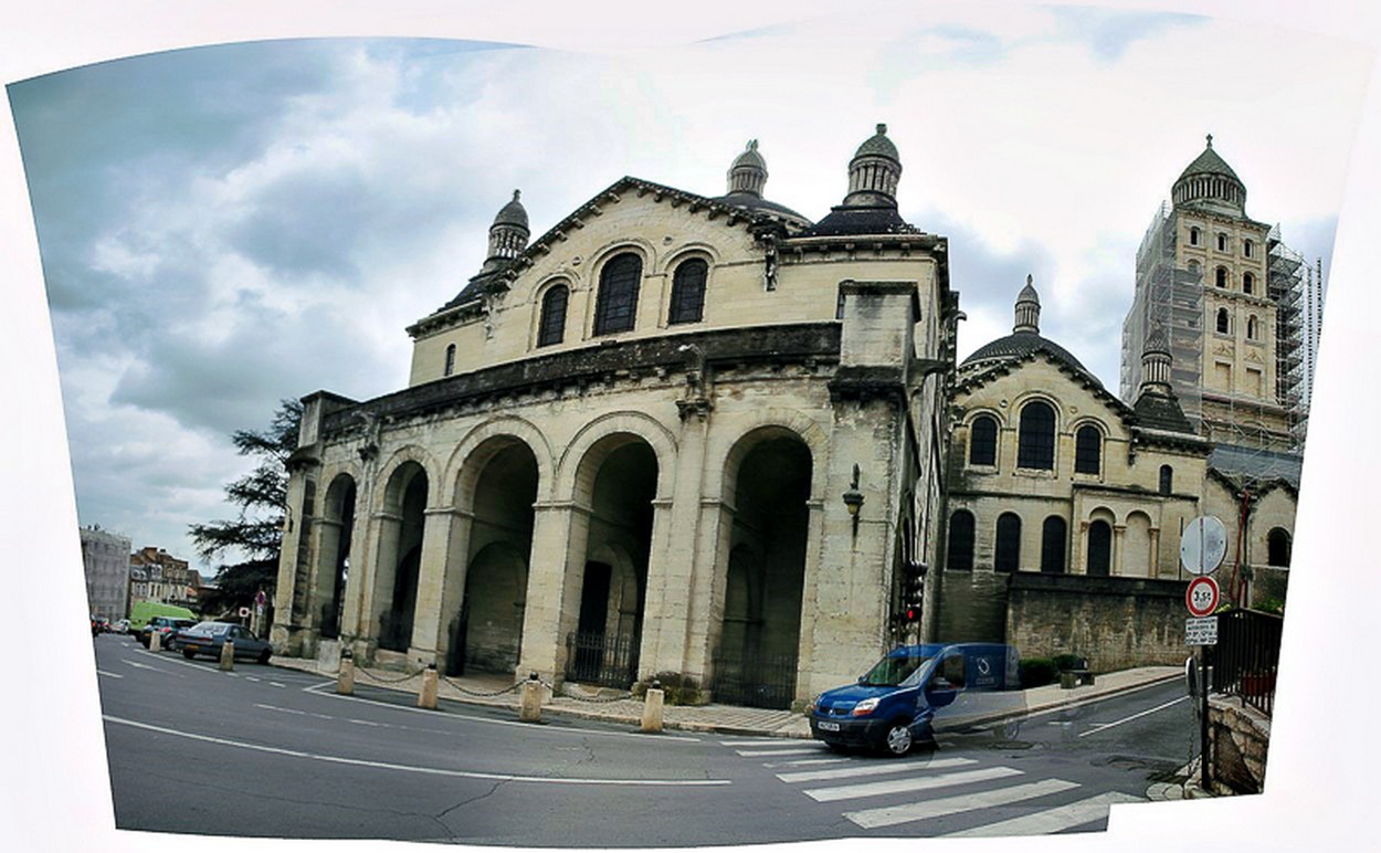 Cathedrale Saint-Front