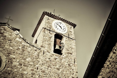 pierrefeu-du-var-kirche