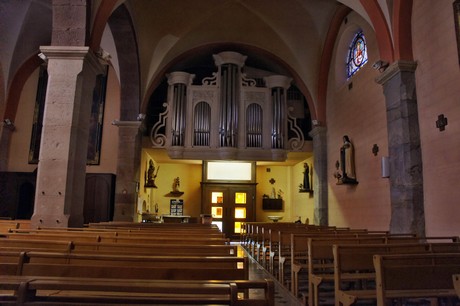 pierrefeu-du-var-kirche