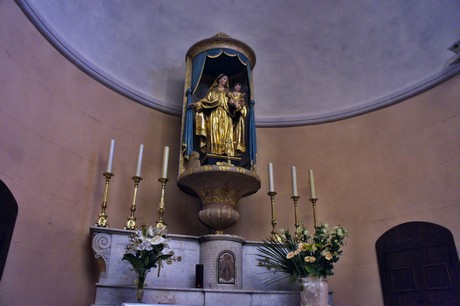 pierrefeu-du-var-kirche