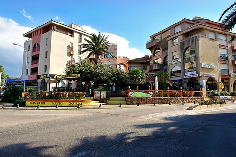 porto-vecchio-hafen