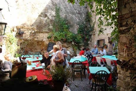 restaurant-l-arriere-cour