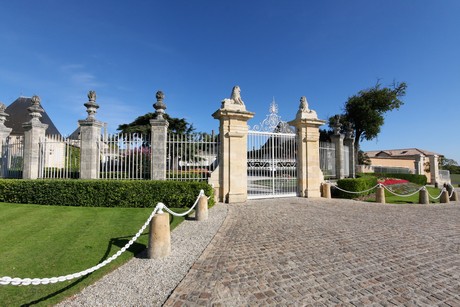 saint-julien-beychevelle