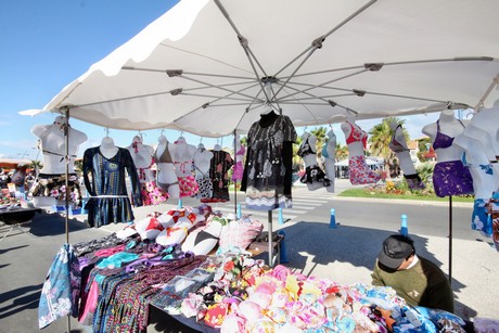 saint-pierre-la-mer-markt