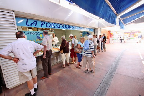 saint-pierre-la-mer-markt