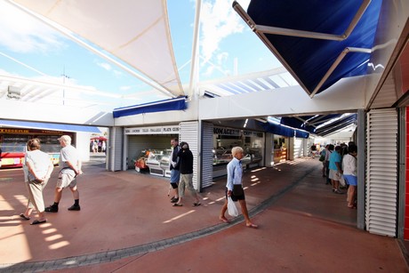 saint-pierre-la-mer-markt