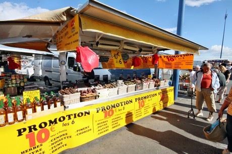 saint-pierre-la-mer-markt