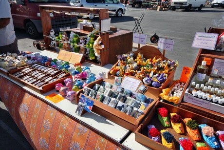 saint-pierre-la-mer-markt