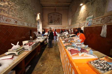 saint-tropez-fischmarkt