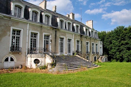 chateau-de-serrigny