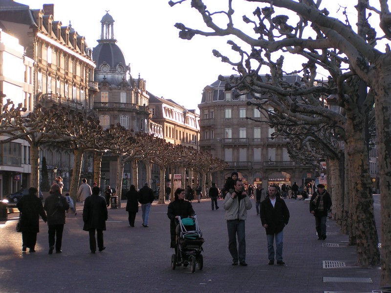 place-broglie