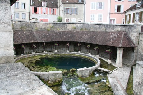 tonnerre-fosse-dionne