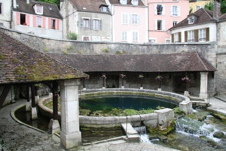 tonnerre-fosse-dionne