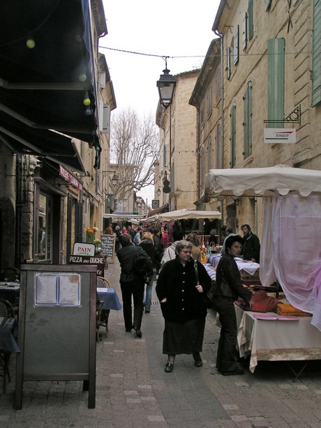 uzes-markt