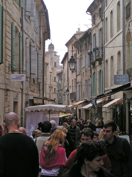uzes-markt