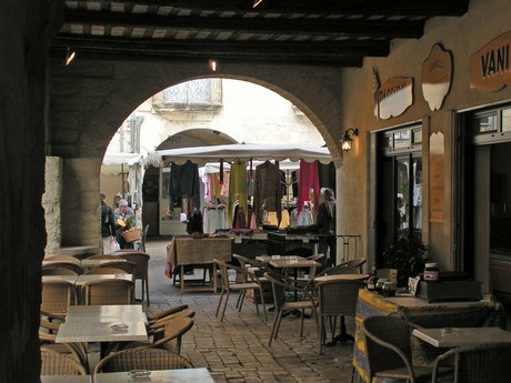 uzes-markt