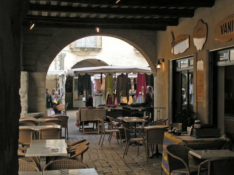 uzes-markt