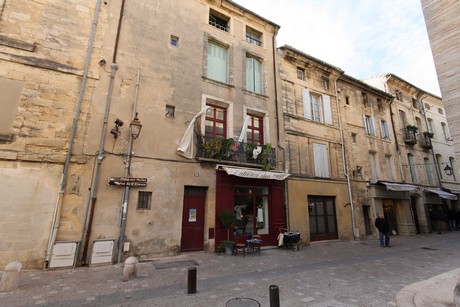 uzes