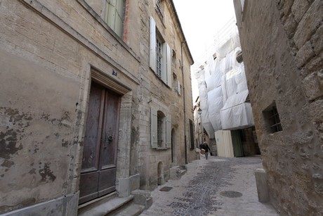 uzes