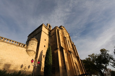 uzes