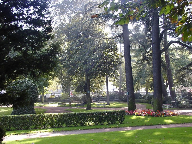 vienne-jardin-du-8-mai-1945