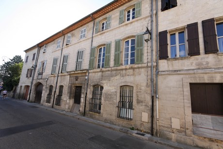 villeneuve-les-avignon